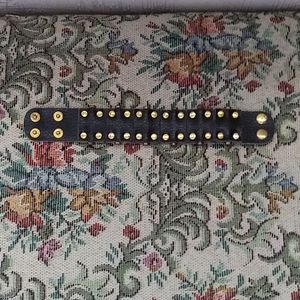 Artisan Studded Leather Wristband VINTAGE